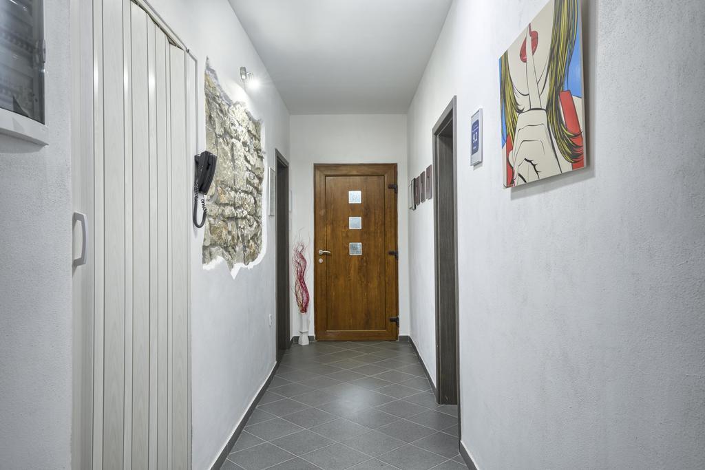 Top Center Rooms & Studio PUY 외부 사진