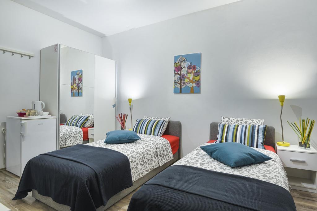Top Center Rooms & Studio PUY 외부 사진
