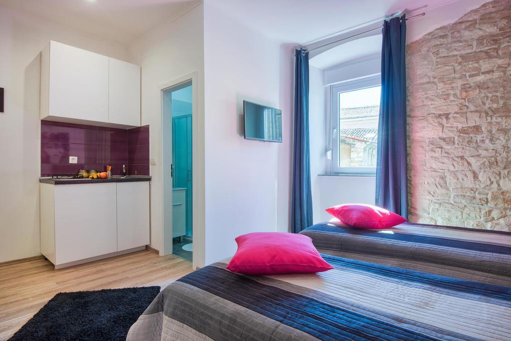 Top Center Rooms & Studio PUY 외부 사진
