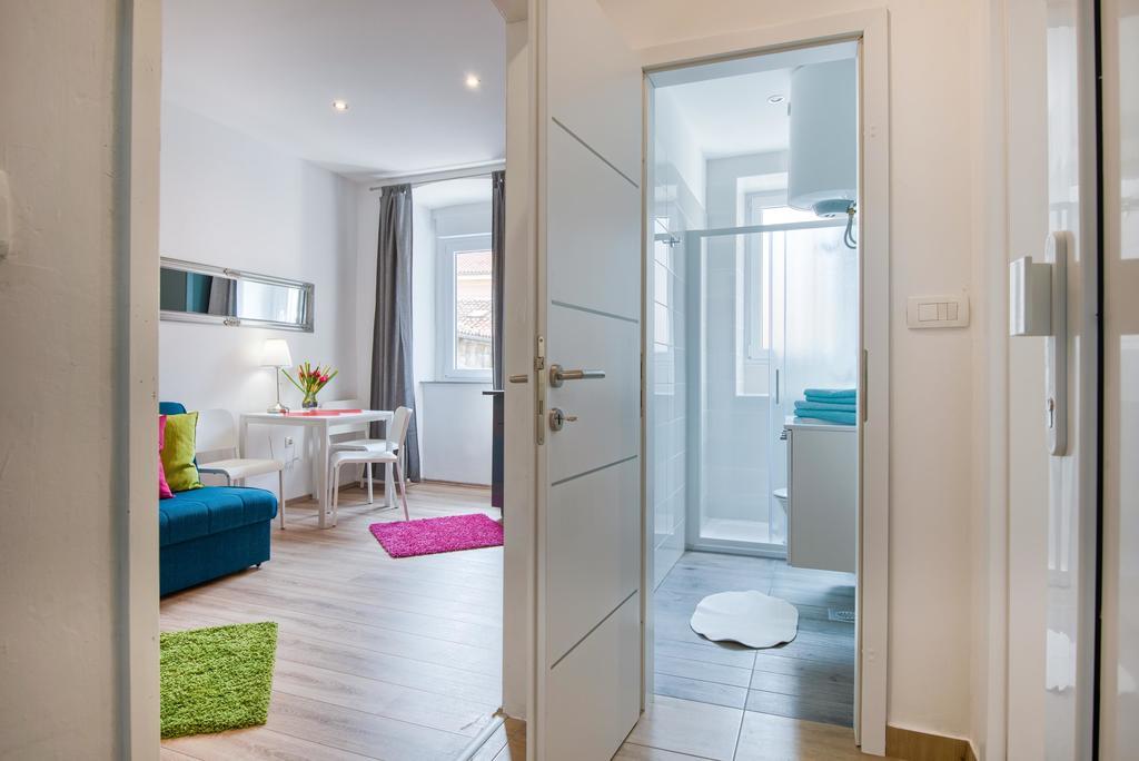 Top Center Rooms & Studio PUY 외부 사진